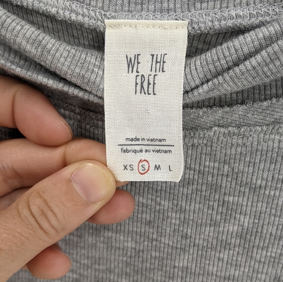 We The Free Grapevine Grey Asymmetrical Tunic Top - Picture 7 of 9